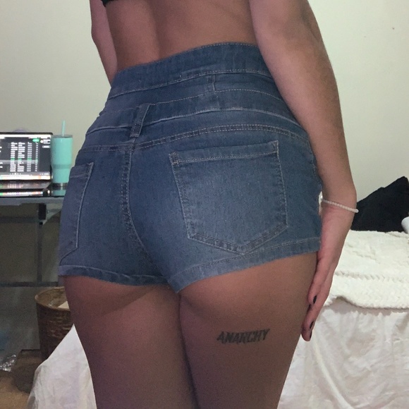 Bluenotes High rise shorts - Picture 1 of 3